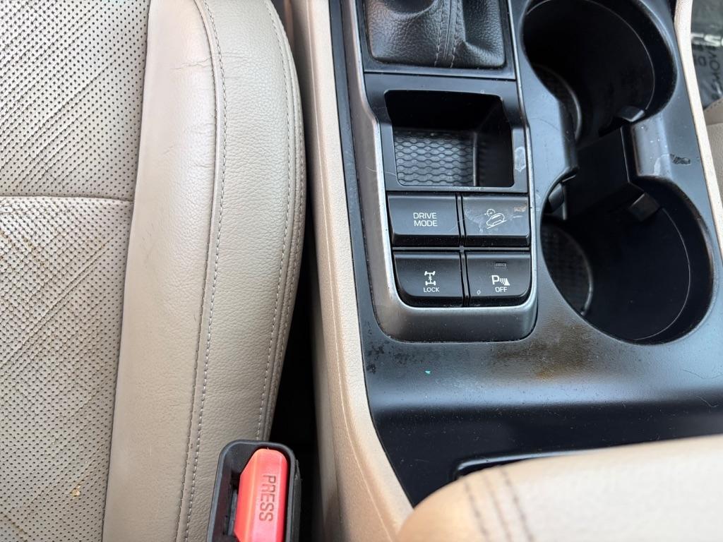 Hyundai Tucson AWD 4dr Limited 2016