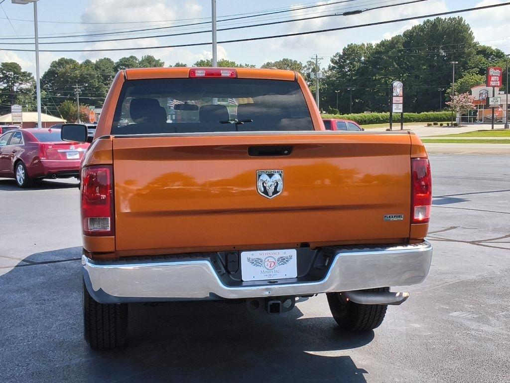 Dodge Ram 1500 2WD Crew Cab 140.5" ST 2010