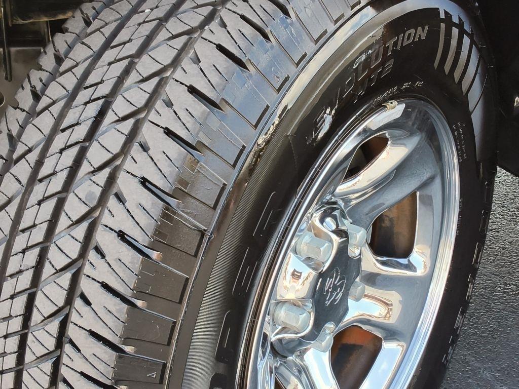 Dodge Ram 1500 2WD Crew Cab 140.5" ST 2010