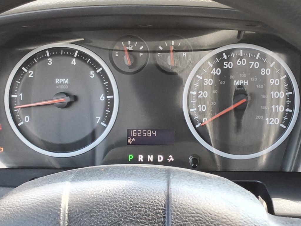 Dodge Ram 1500 2WD Crew Cab 140.5" ST 2010