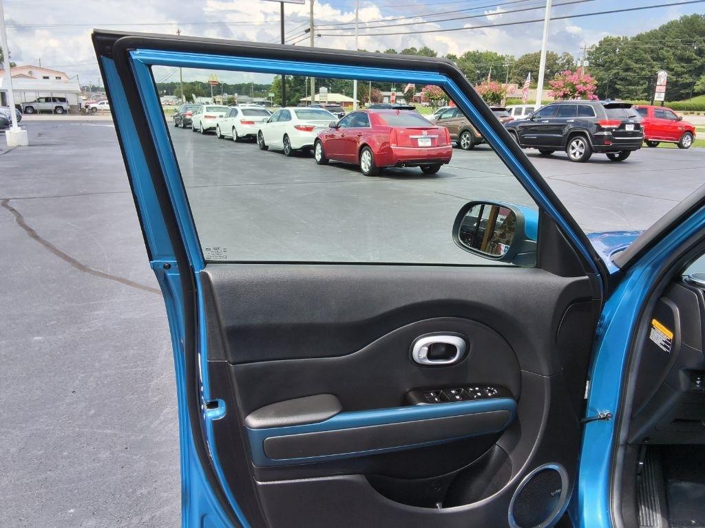 Kia Soul 5dr Wgn Auto + 2015