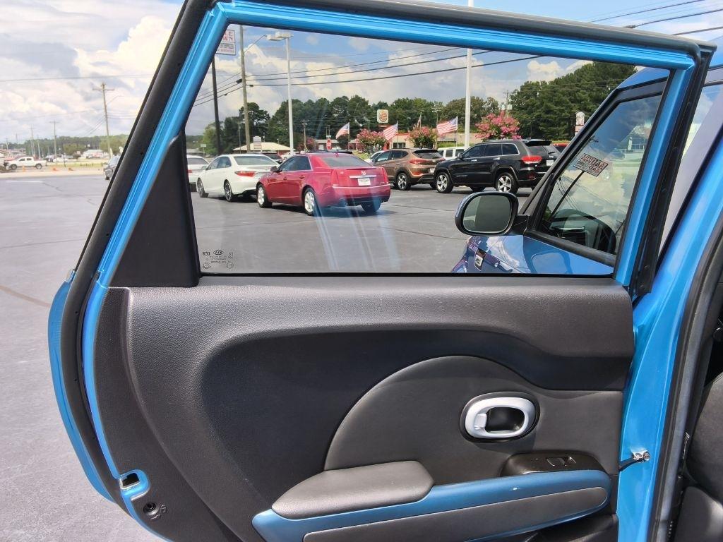 Kia Soul 5dr Wgn Auto + 2015