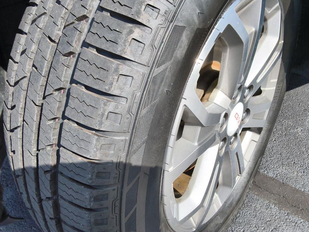 GMC Acadia AWD 4dr SLT w/SLT-1 2015