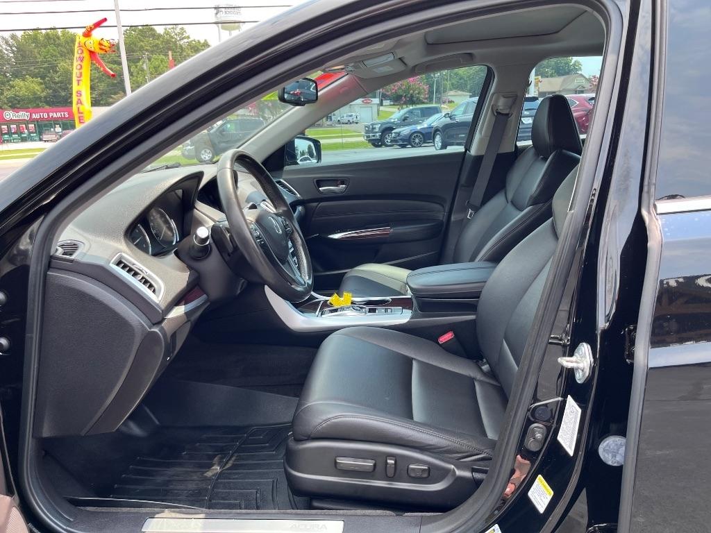 Acura TLX 4dr Sdn FWD V6 2015