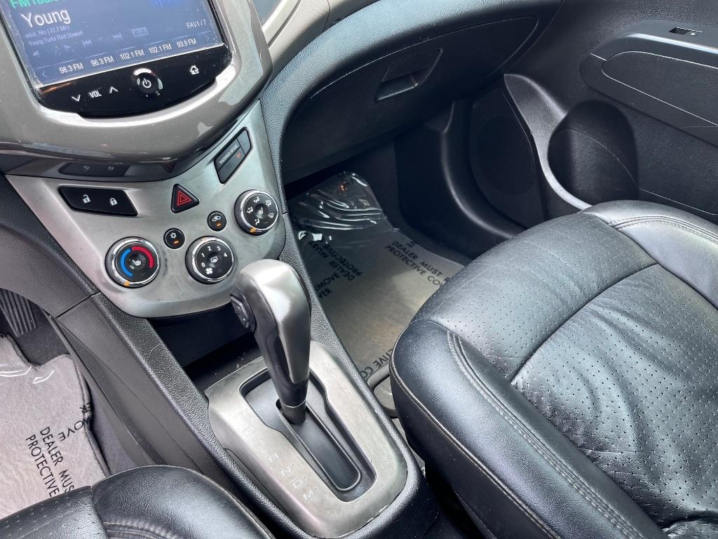 Chevrolet Sonic 5dr HB Auto LTZ 2015