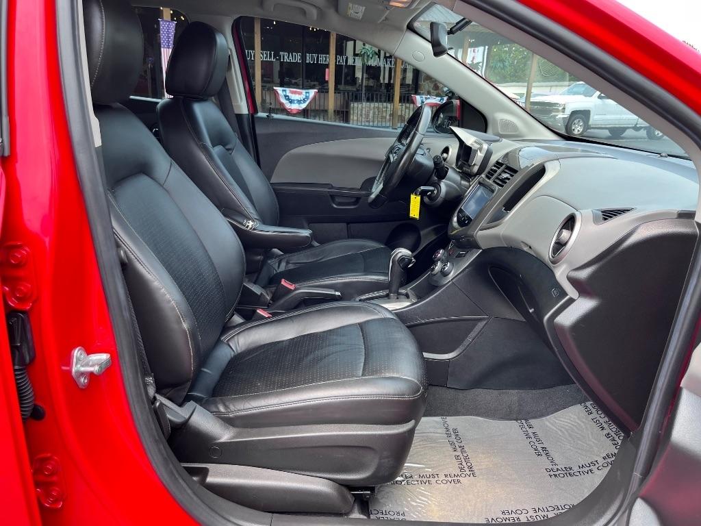 Chevrolet Sonic 5dr HB Auto LTZ 2015