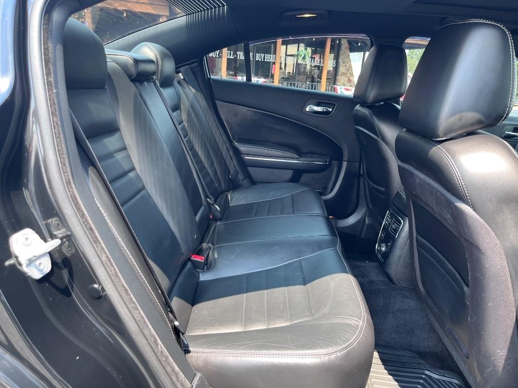 Dodge Charger 4dr Sdn SXT Plus RWD 2013