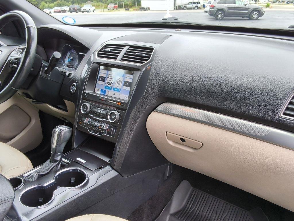 Ford Explorer XLT FWD 2018