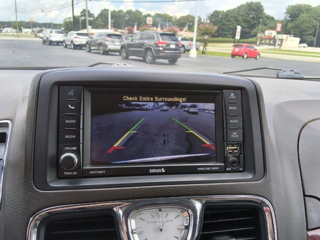 Chrysler Town & Country 4dr Wgn Touring 2015
