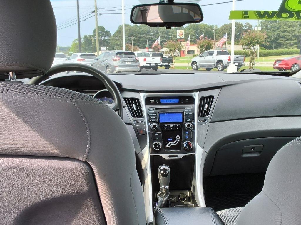 Hyundai Sonata 4dr Sdn 2.4L Auto GLS PZEV *Ltd Avail* 2013