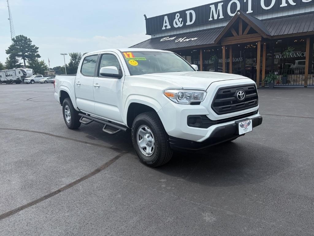 Toyota Tacoma SR5 Double Cab 5' Bed I4 4x2 AT (Natl) 2017