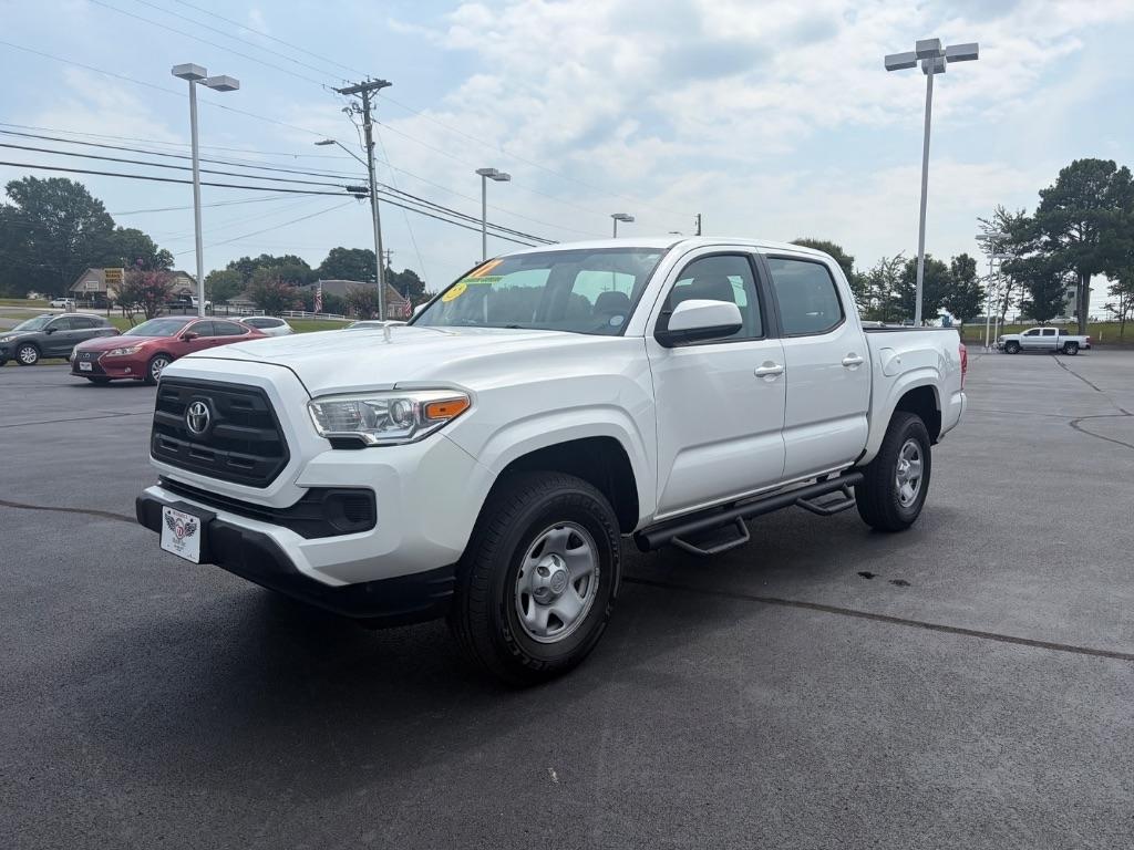 Toyota Tacoma SR5 Double Cab 5' Bed I4 4x2 AT (Natl) 2017