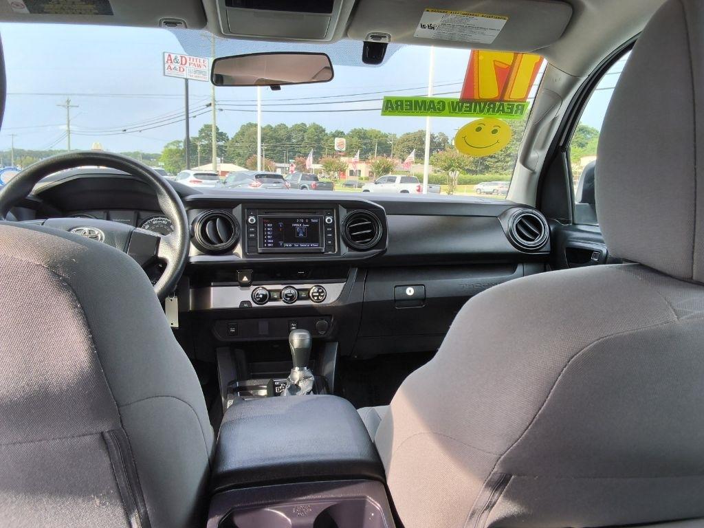 Toyota Tacoma SR5 Double Cab 5' Bed I4 4x2 AT (Natl) 2017