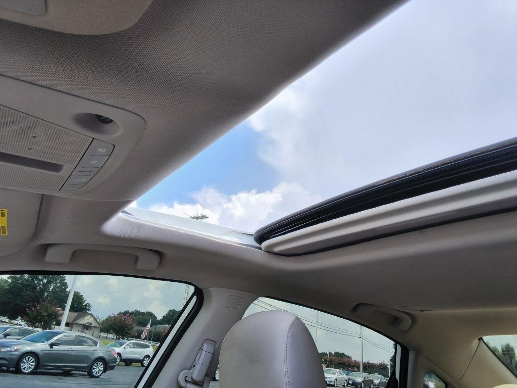 Nissan Altima 4dr Sdn I4 2.5 SV 2016