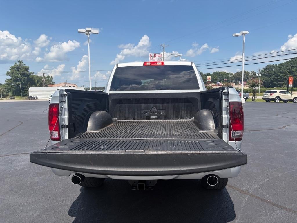 RAM 1500 Express 4x2 Crew Cab 5'7" Box 2018