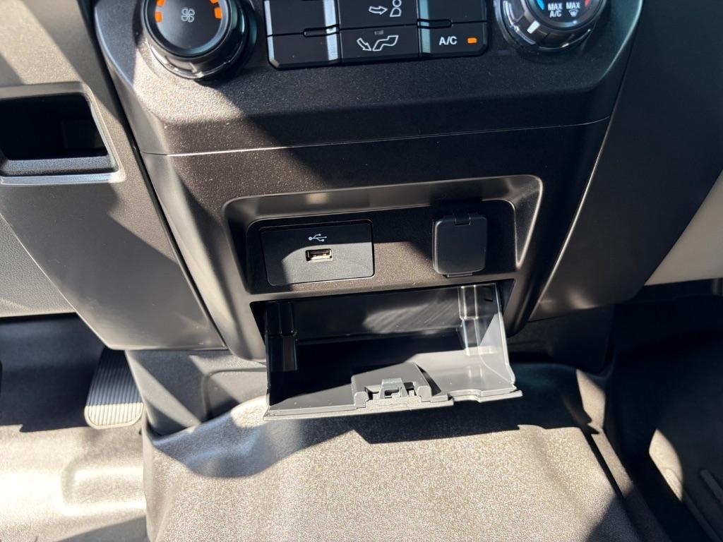 Ford F-150 King Ranch 4WD SuperCrew 5.5' Box 2017