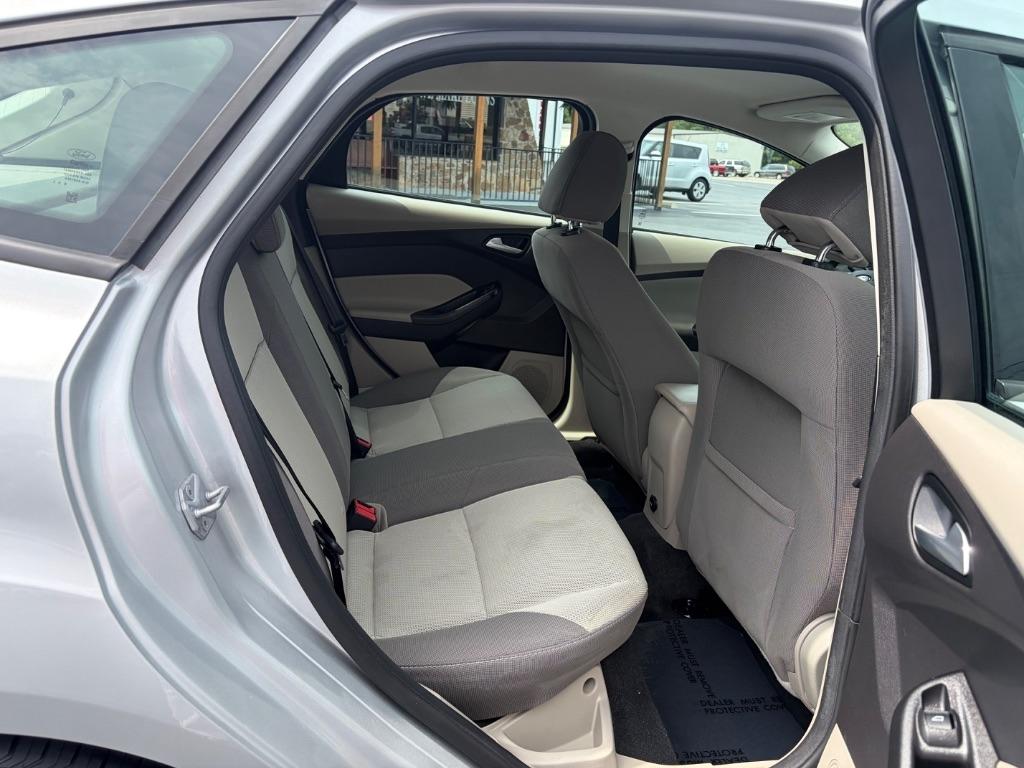 Ford Focus 5dr HB SE 2014