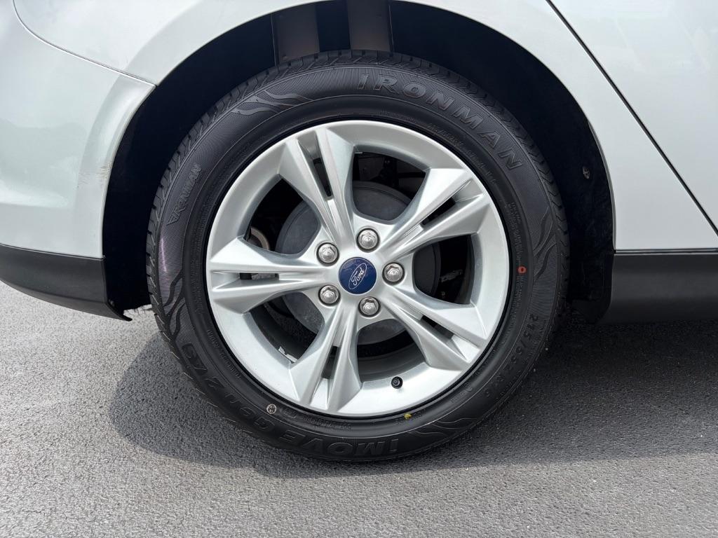Ford Focus 5dr HB SE 2014