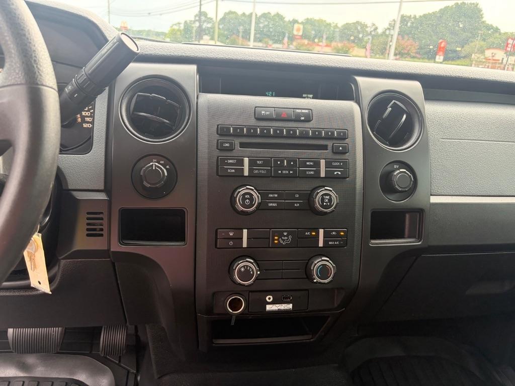 Ford F-150 4WD SuperCab 145" Lariat 2013