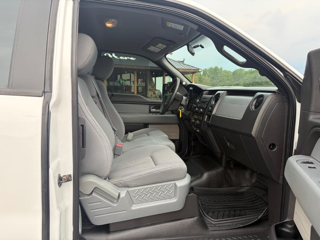Ford F-150 4WD SuperCab 145" Lariat 2013