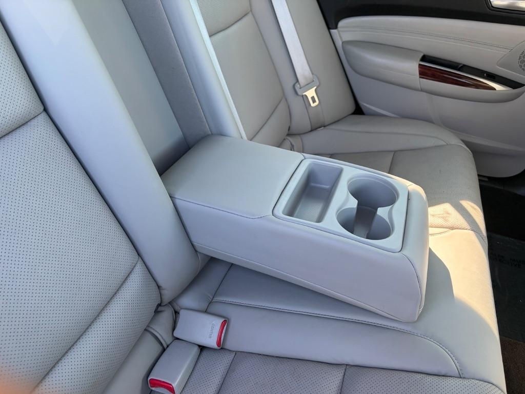 Acura TLX 4dr Sdn FWD Tech 2015