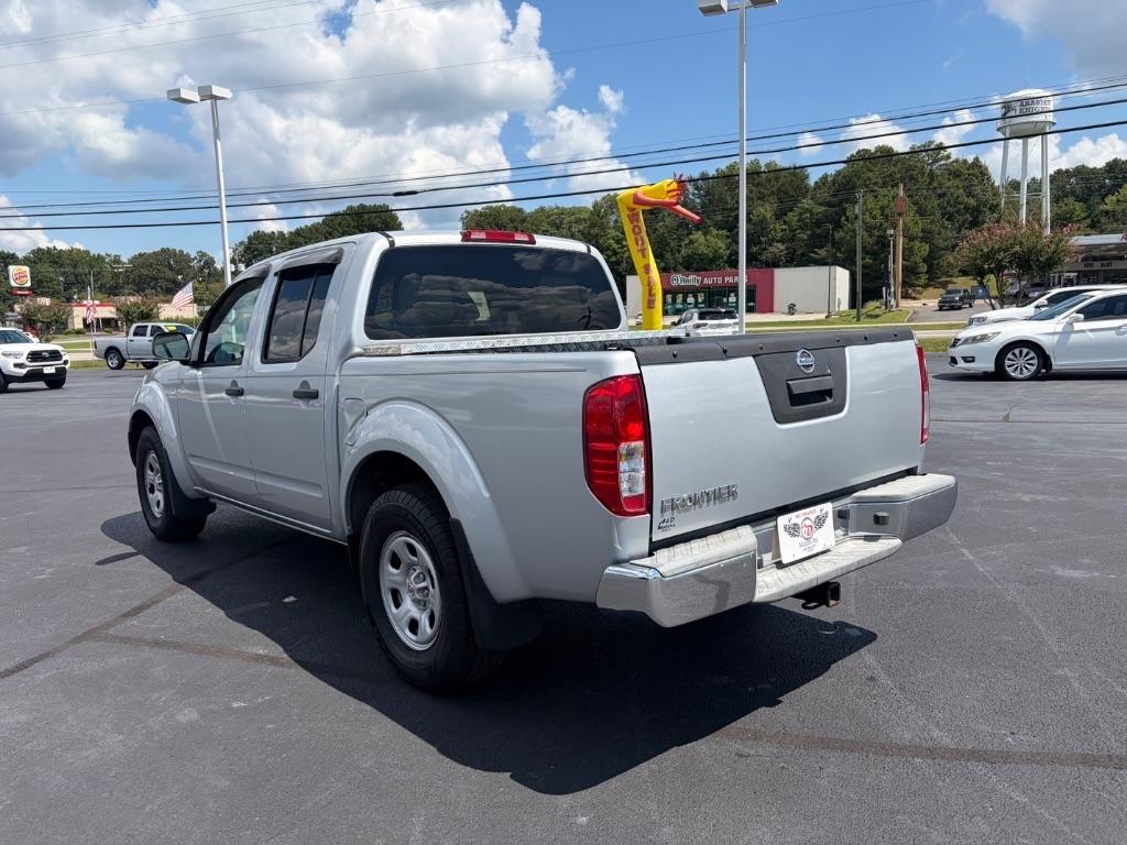 Nissan Frontier 2WD Crew Cab SWB Auto S 2016