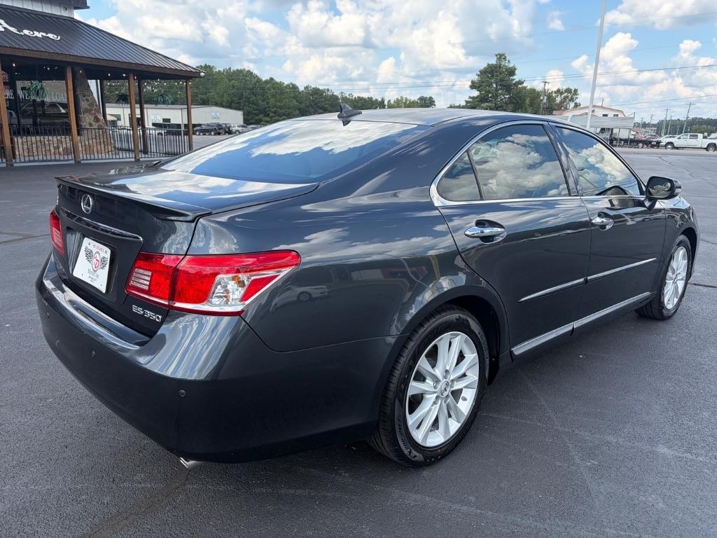 Lexus ES 350 4dr Sdn 2011