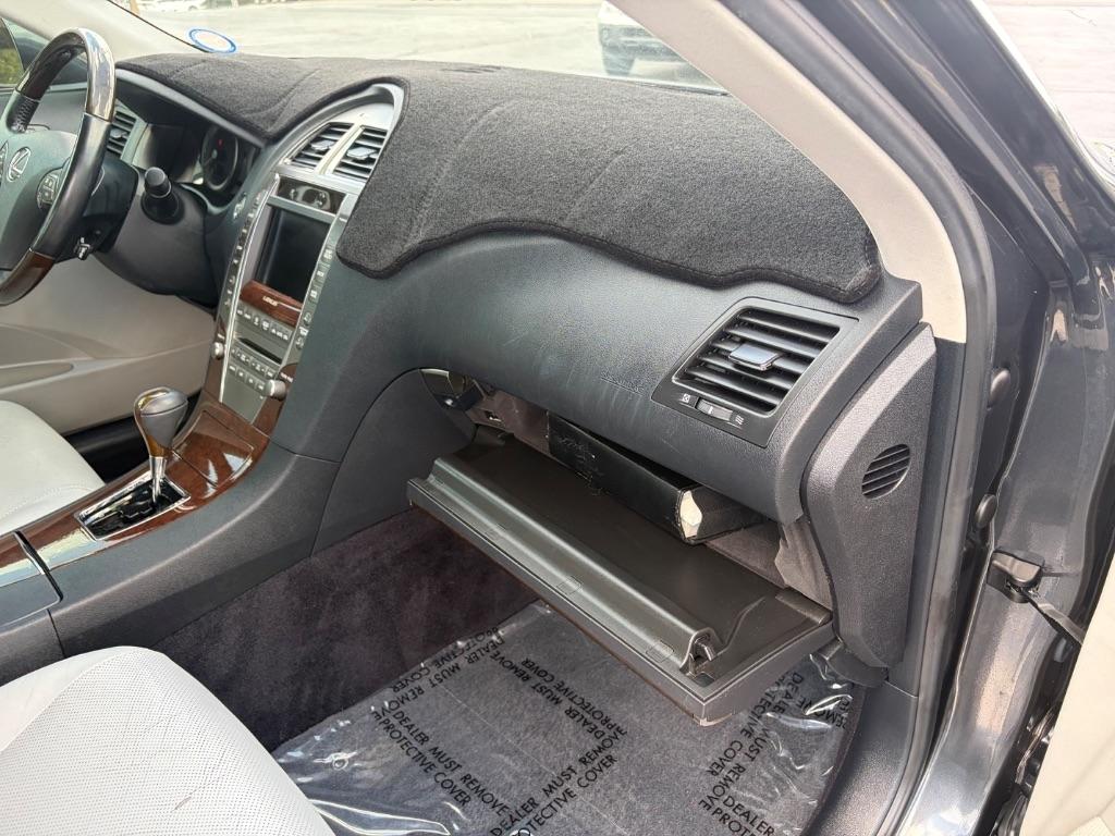 Lexus ES 350 4dr Sdn 2011