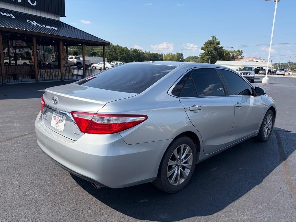 Toyota Camry 4dr Sdn I4 Auto XLE (Natl) 2015