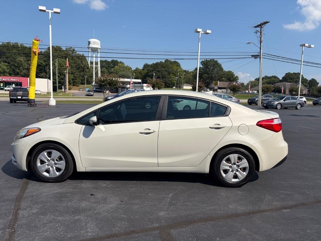 Kia Forte 4dr Sdn Auto LX 2015