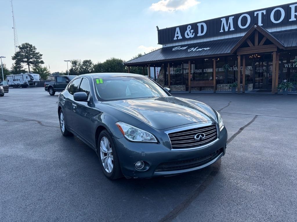Infiniti M37 4dr Sdn RWD 2011