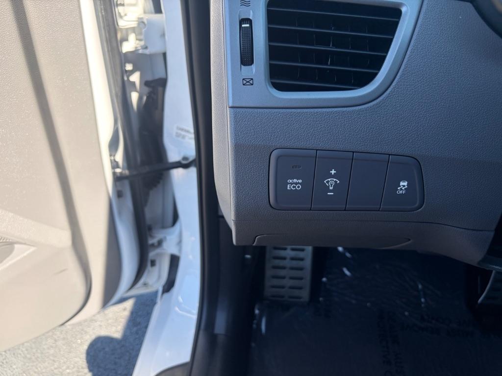 Hyundai Elantra 4dr Sdn Auto Sport PZEV (Ulsan Plant) 2015