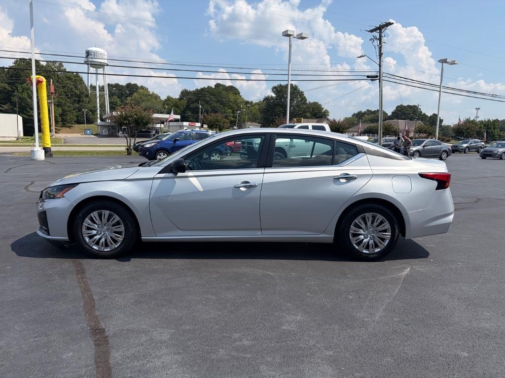 Nissan Altima 2.5 S Sedan 2024