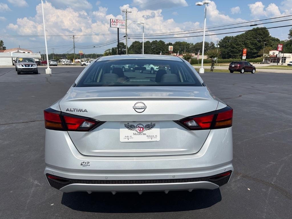 Nissan Altima 2.5 S Sedan 2024