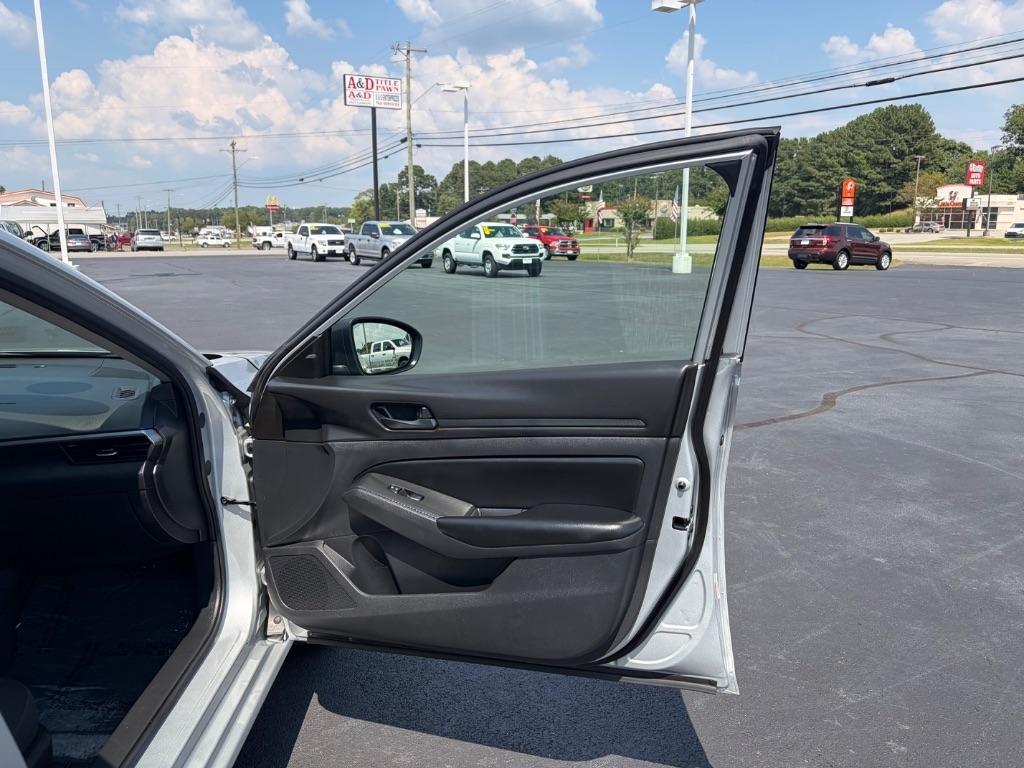 Nissan Altima 2.5 S Sedan 2024