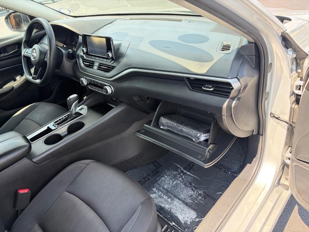 Nissan Altima 2.5 S Sedan 2024