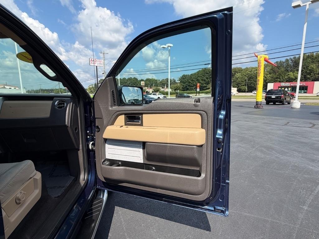 Ford F-150 2WD SuperCrew 145" King Ranch 2014