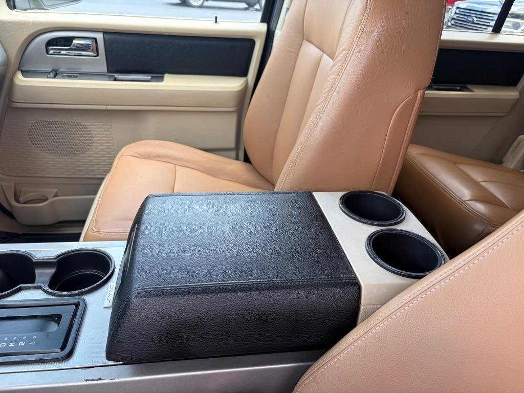 Ford Expedition EL 2WD 4dr King Ranch 2016