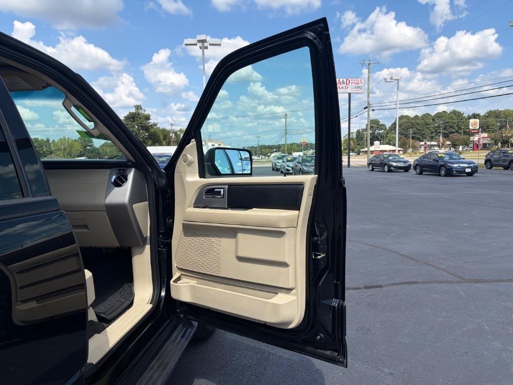 Ford Expedition EL 2WD 4dr King Ranch 2016
