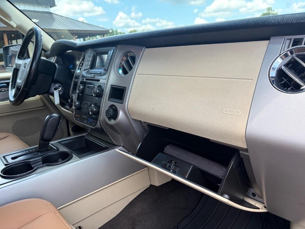 Ford Expedition EL 2WD 4dr King Ranch 2016