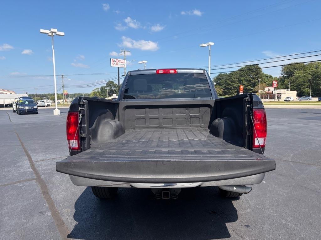 RAM 1500 Tradesman 4x2 Quad Cab 6'4" Box 2018