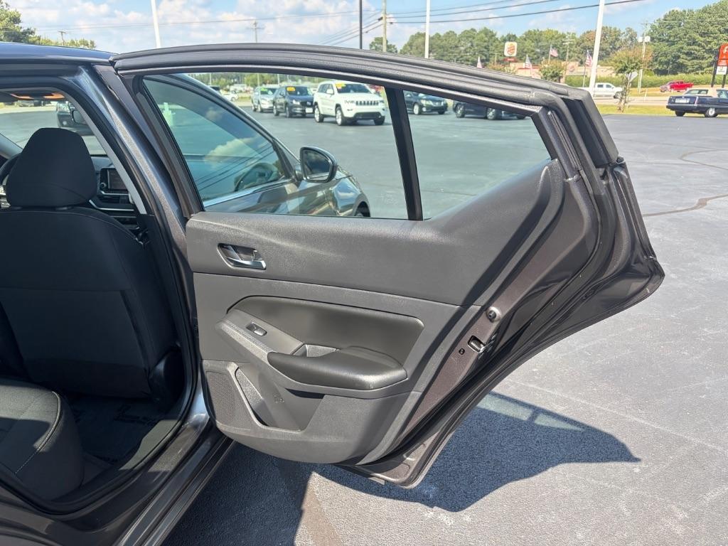 Nissan Altima 2.5 S Sedan 2022