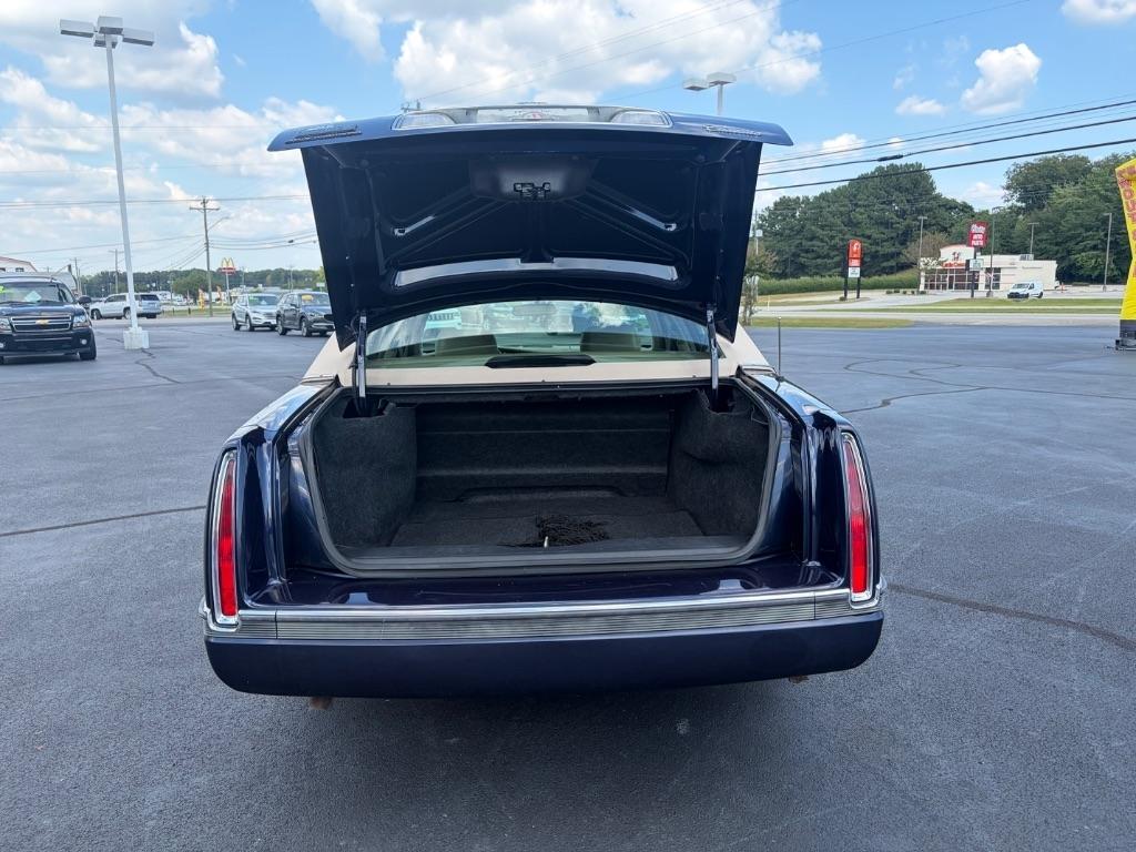 Cadillac Concours 4dr Sedan 1994