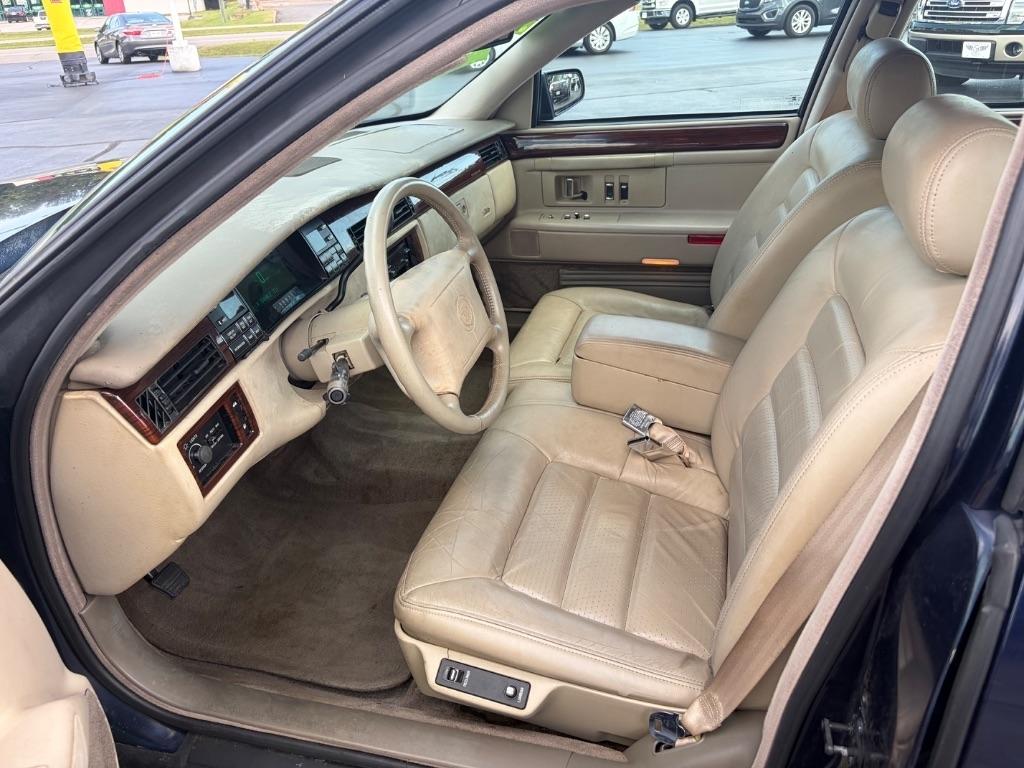 Cadillac Concours 4dr Sedan 1994
