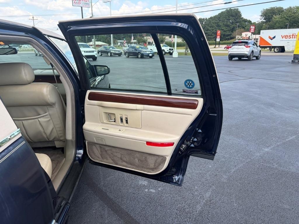 Cadillac Concours 4dr Sedan 1994