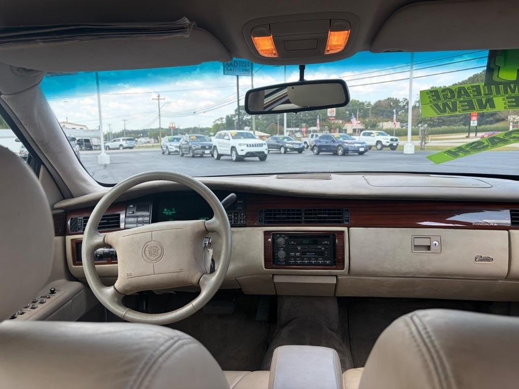 Cadillac Concours 4dr Sedan 1994