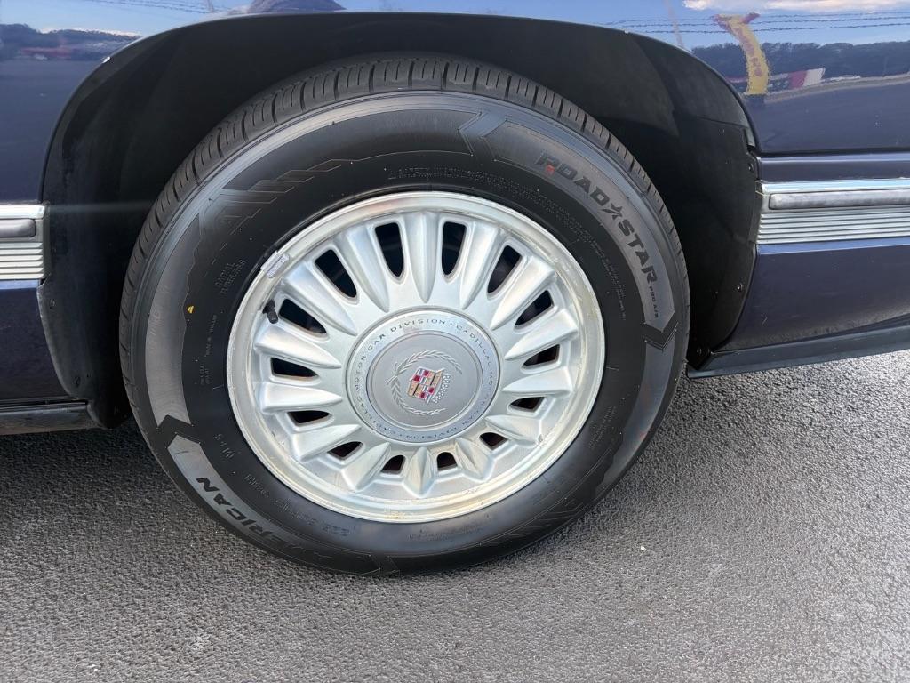 Cadillac Concours 4dr Sedan 1994