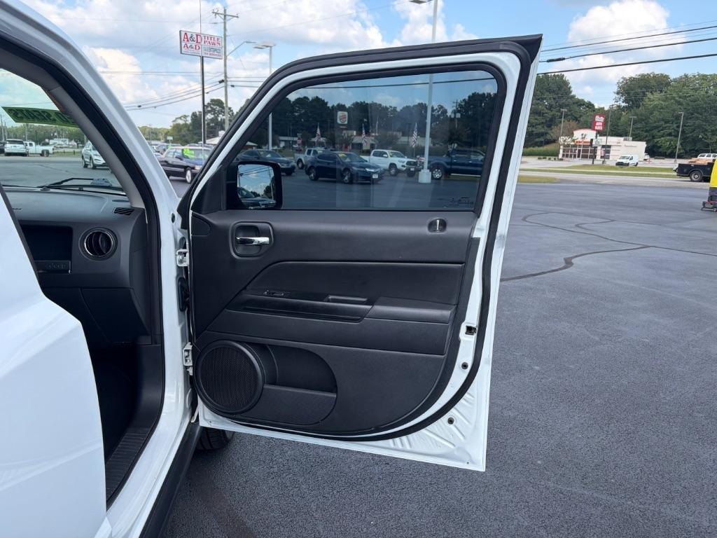 Jeep Patriot FWD 4dr Sport SE 2016
