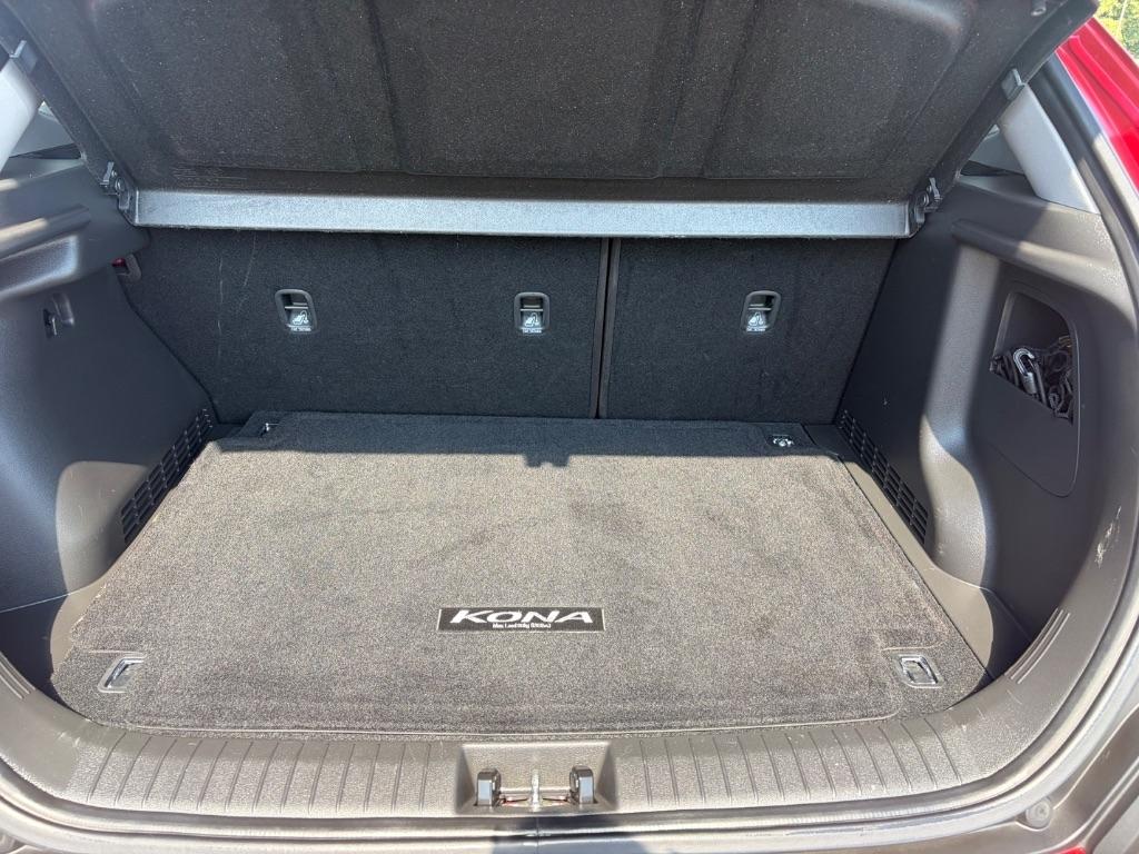Hyundai Kona SEL Auto AWD 2021