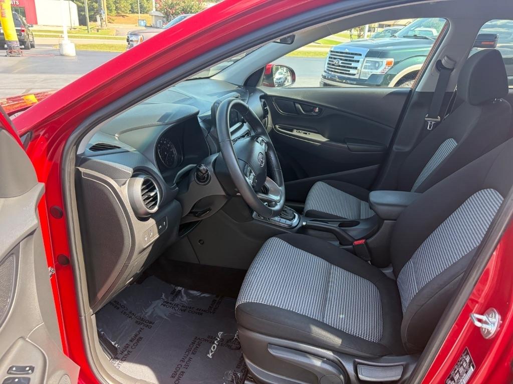 Hyundai Kona SEL Auto AWD 2021